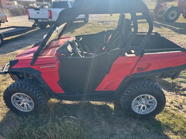 Image of Can-Am Commander XT  equipment image 1
