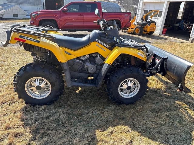Image of Can-Am Outlander 650 equipment image 3