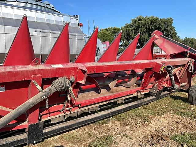 Image of Case IH 2608 equipment image 2