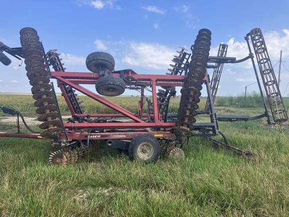 Image of Case IH 330 equipment image 1