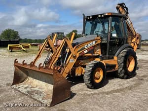 2011 Case 580 Super N Image