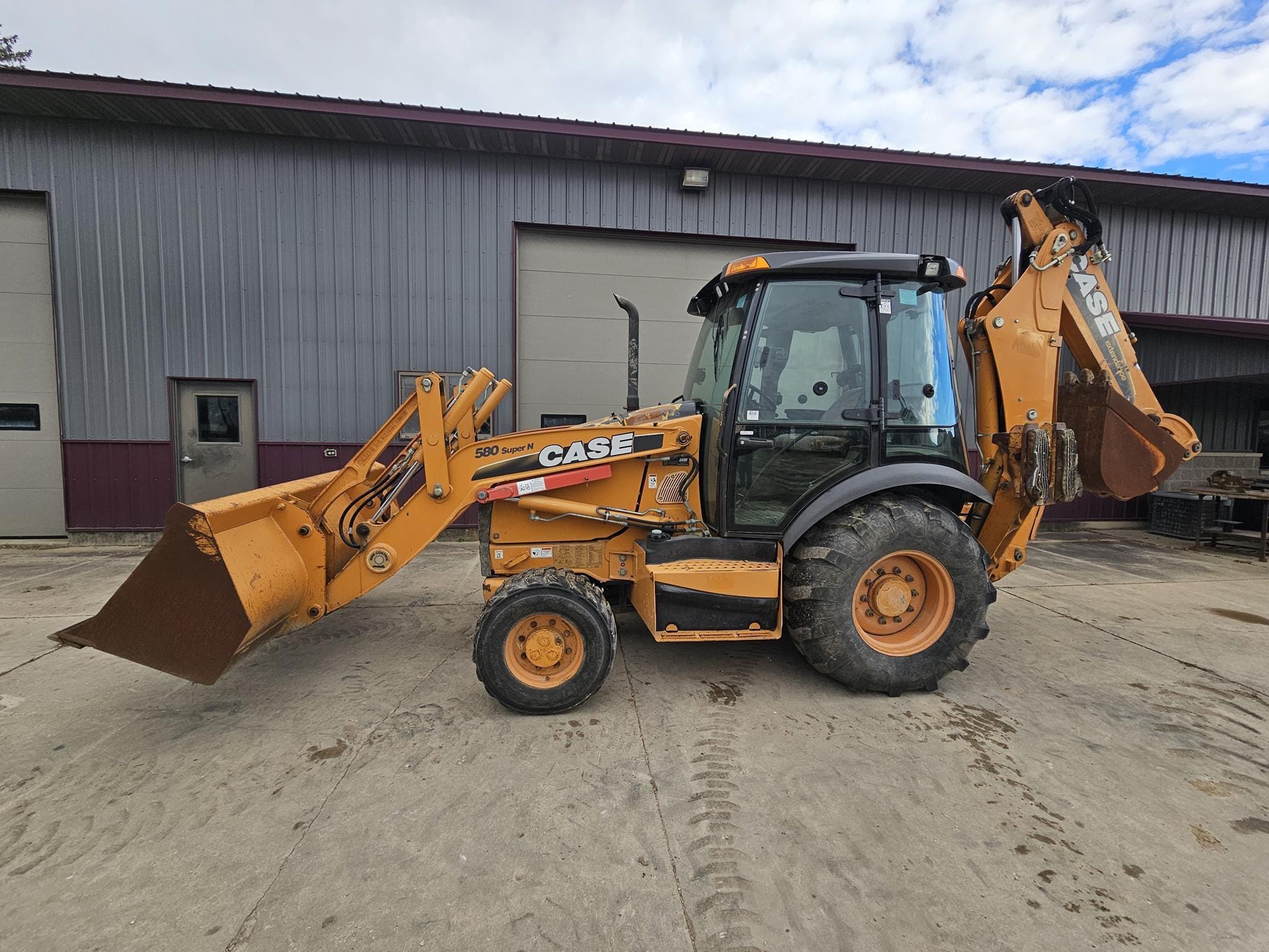 Main image Case 580 Super N