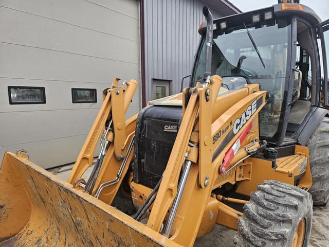 Image of Case 590 Super N equipment image 4