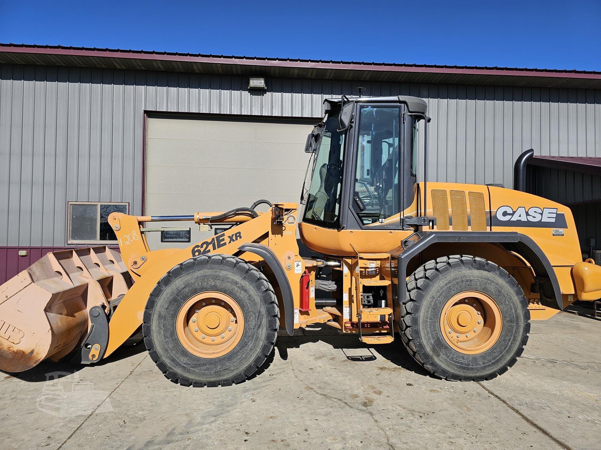 2011 Case 621EXR Equipment Image0