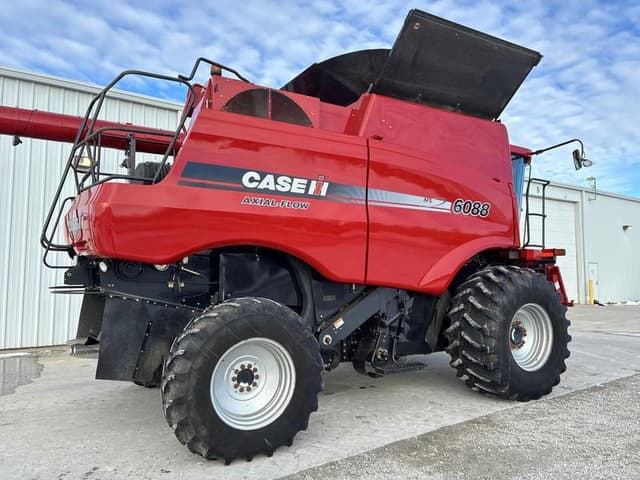 Image of Case IH 6088 equipment image 3