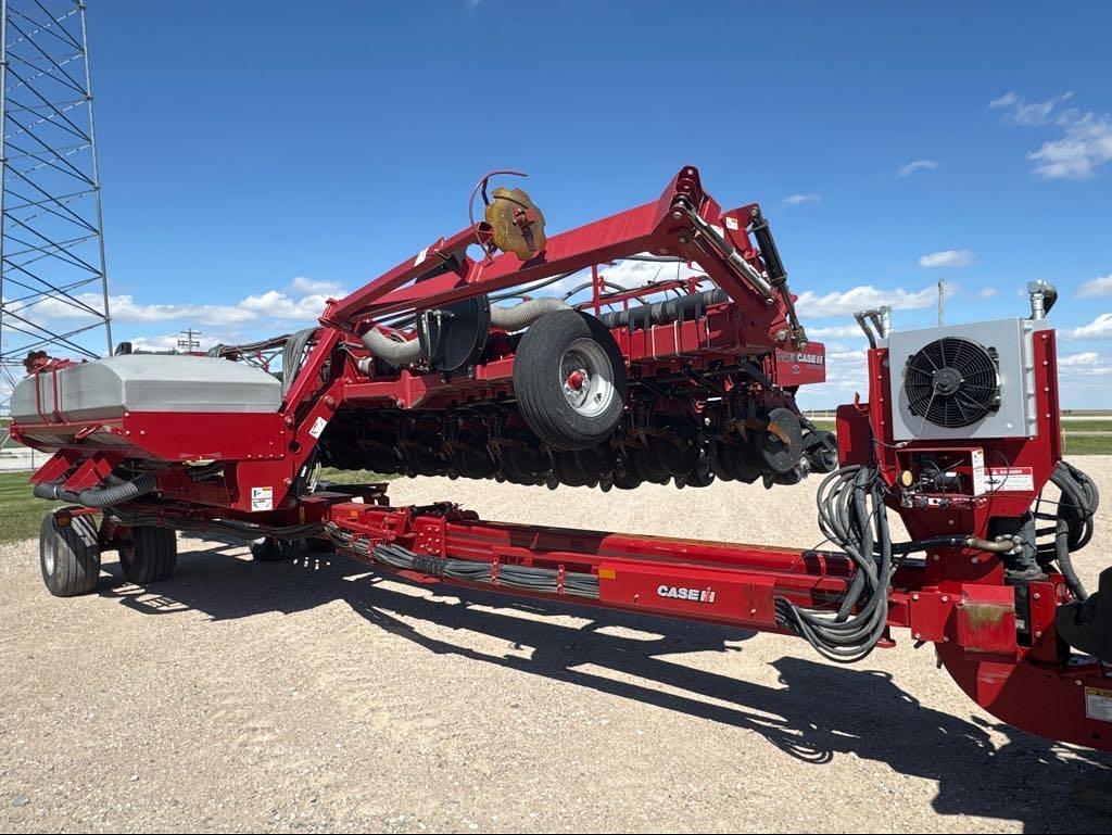 Image of Case IH 1240 Primary image