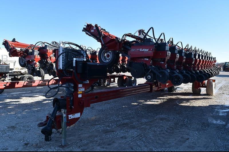 Image of Case IH 1240 Primary image