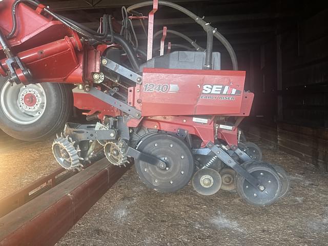 Image of Case IH 1245 equipment image 1