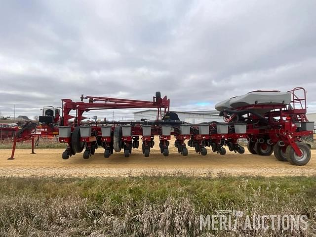 Image of Case IH 1250 equipment image 1