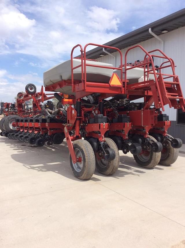 Image of Case IH 1250 equipment image 4