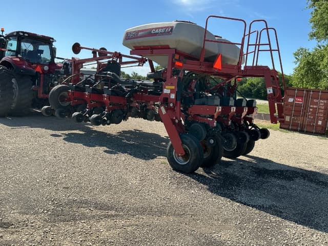 Image of Case IH 1250 equipment image 2
