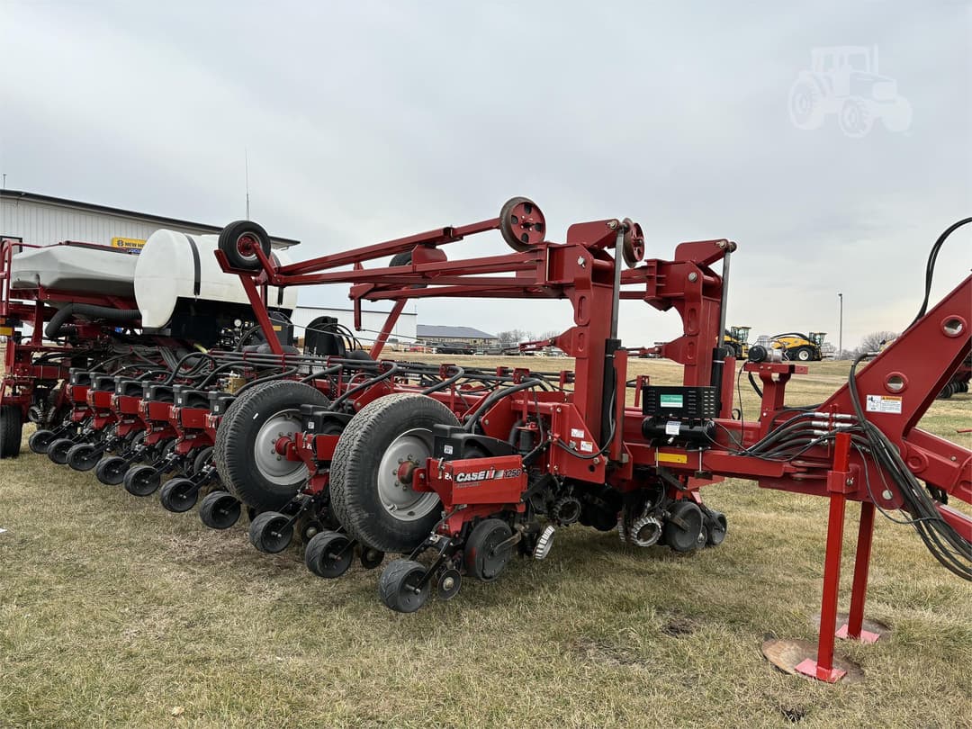 Image of Case IH 1250 Image 1