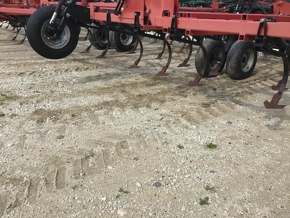 Image of Case IH Tigermate 200 equipment image 4