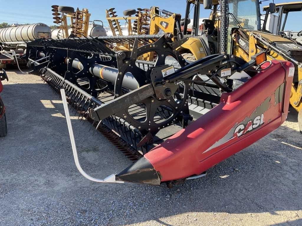 2011 Case IH 2152 Equipment Image0