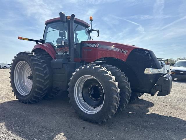 Image of Case IH Magnum 260 equipment image 4