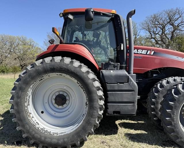 Image of Case IH Magnum 290 equipment image 4