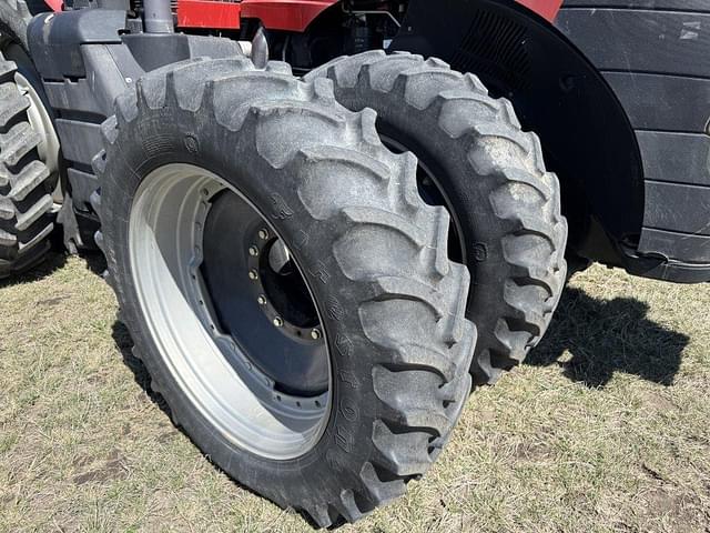 Image of Case IH Magnum 290 equipment image 3