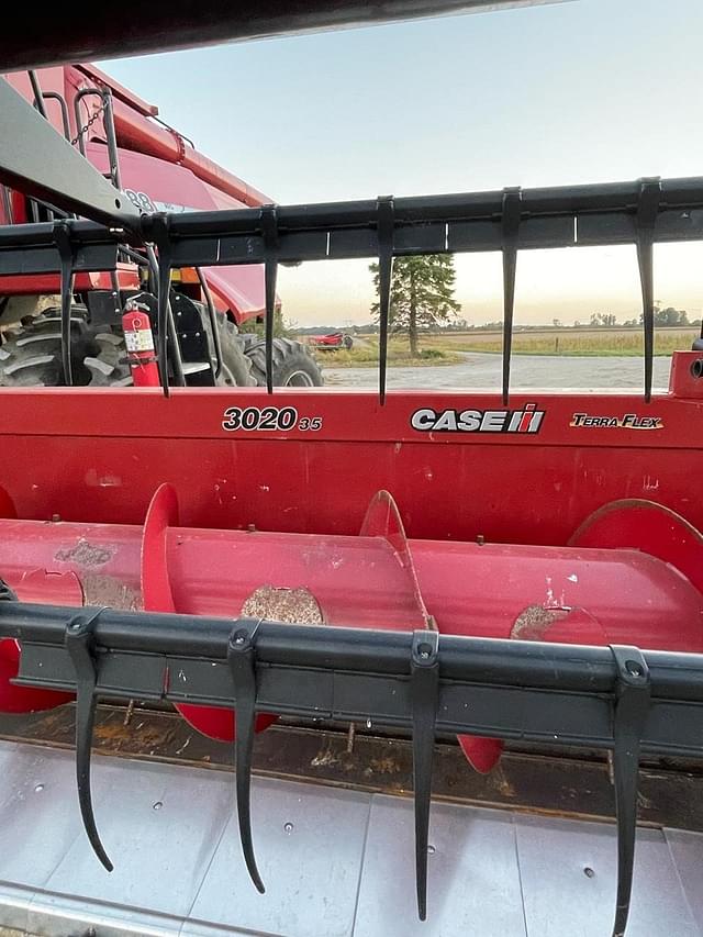 Image of Case IH 3020 equipment image 2