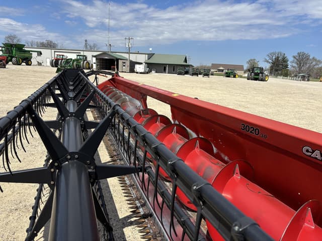 Image of Case IH 3020 equipment image 3