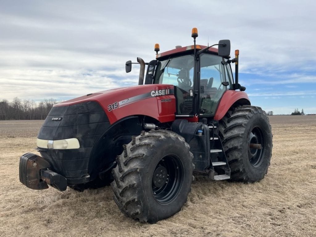 2011 Case IH Magnum 315 Equipment Image0