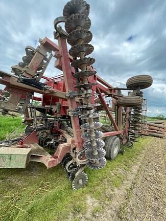 Image of Case IH 330 equipment image 1