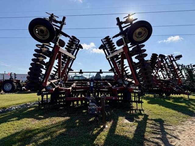 Image of Case IH 330 Turbo Till equipment image 1