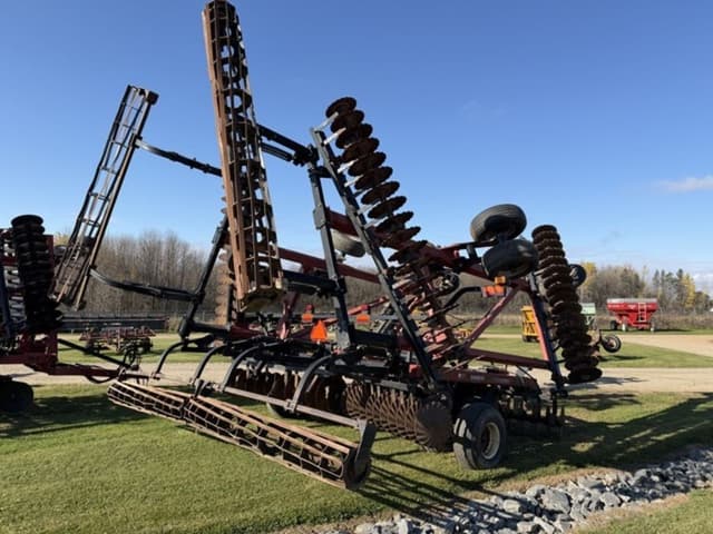 Image of Case IH 330 Turbo Till equipment image 4