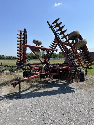 2011 Case IH 340 Equipment Image0