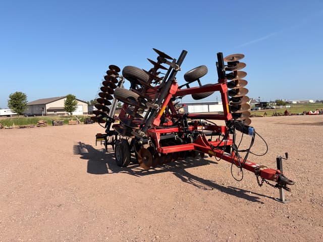 Image of Case IH 340 equipment image 2