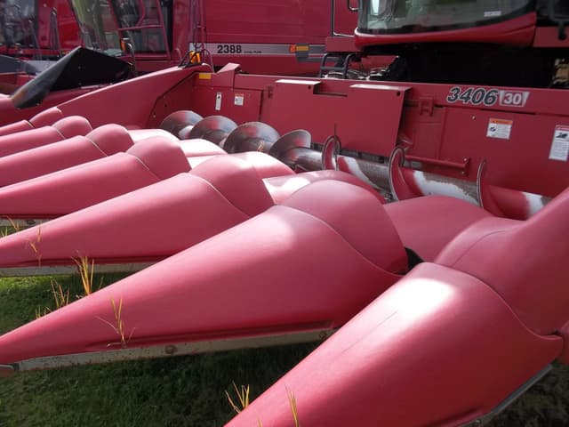 Image of Case IH 3406 equipment image 2