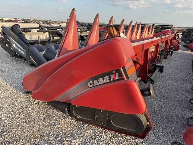 Image of Case IH 3412 equipment image 4