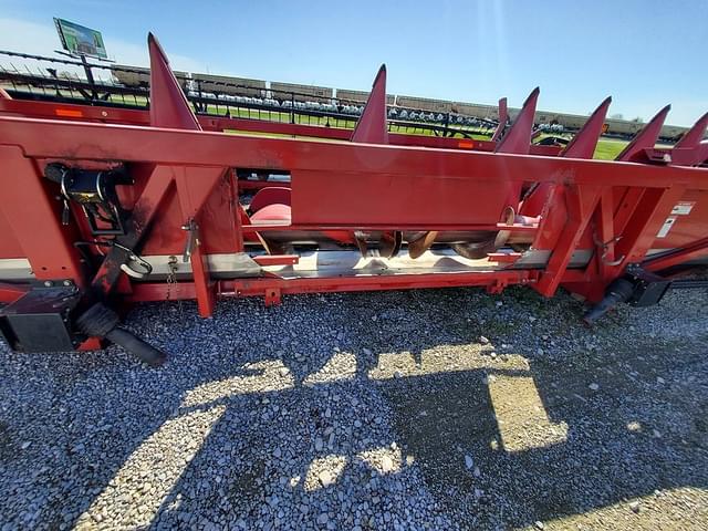 Image of Case IH 3412 equipment image 4