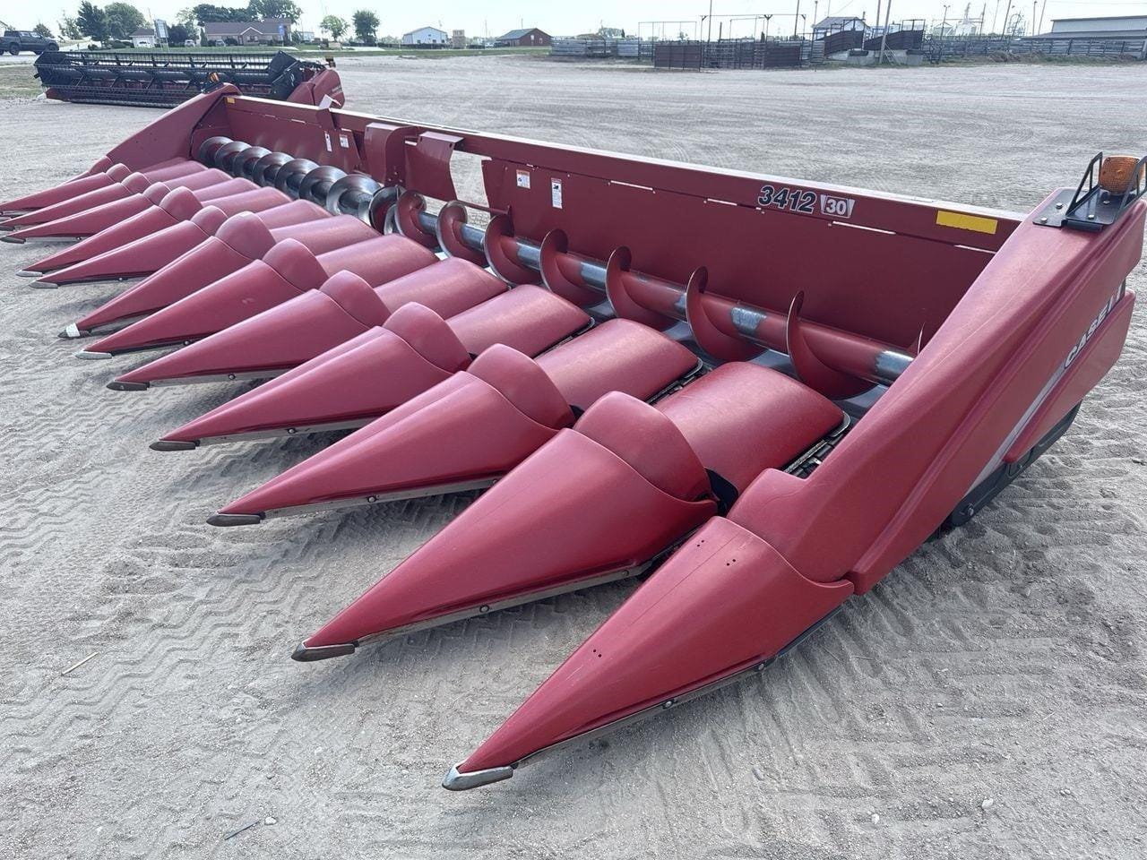 2011 Case IH 3412 Equipment Image0