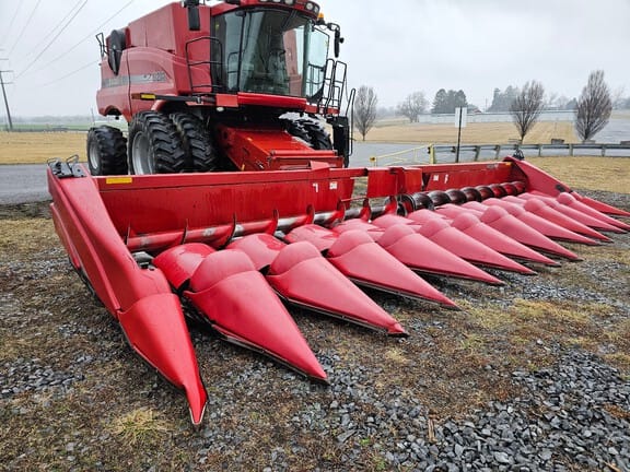2011 Case IH 3412 Equipment Image0
