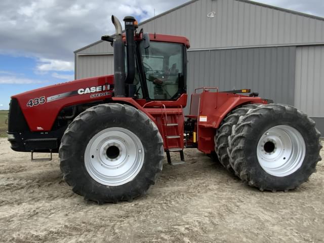 Image of Case IH Steiger 435 equipment image 3