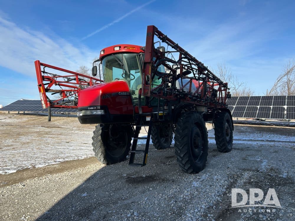 Image of Case IH Patriot 4420 Primary image