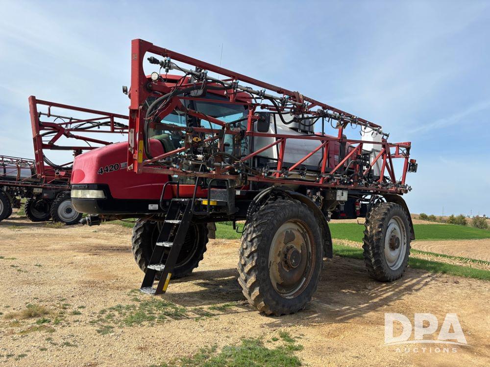 Image of Case IH Patriot 4420 Primary image