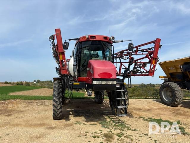 Image of Case IH Patriot 4420 equipment image 4