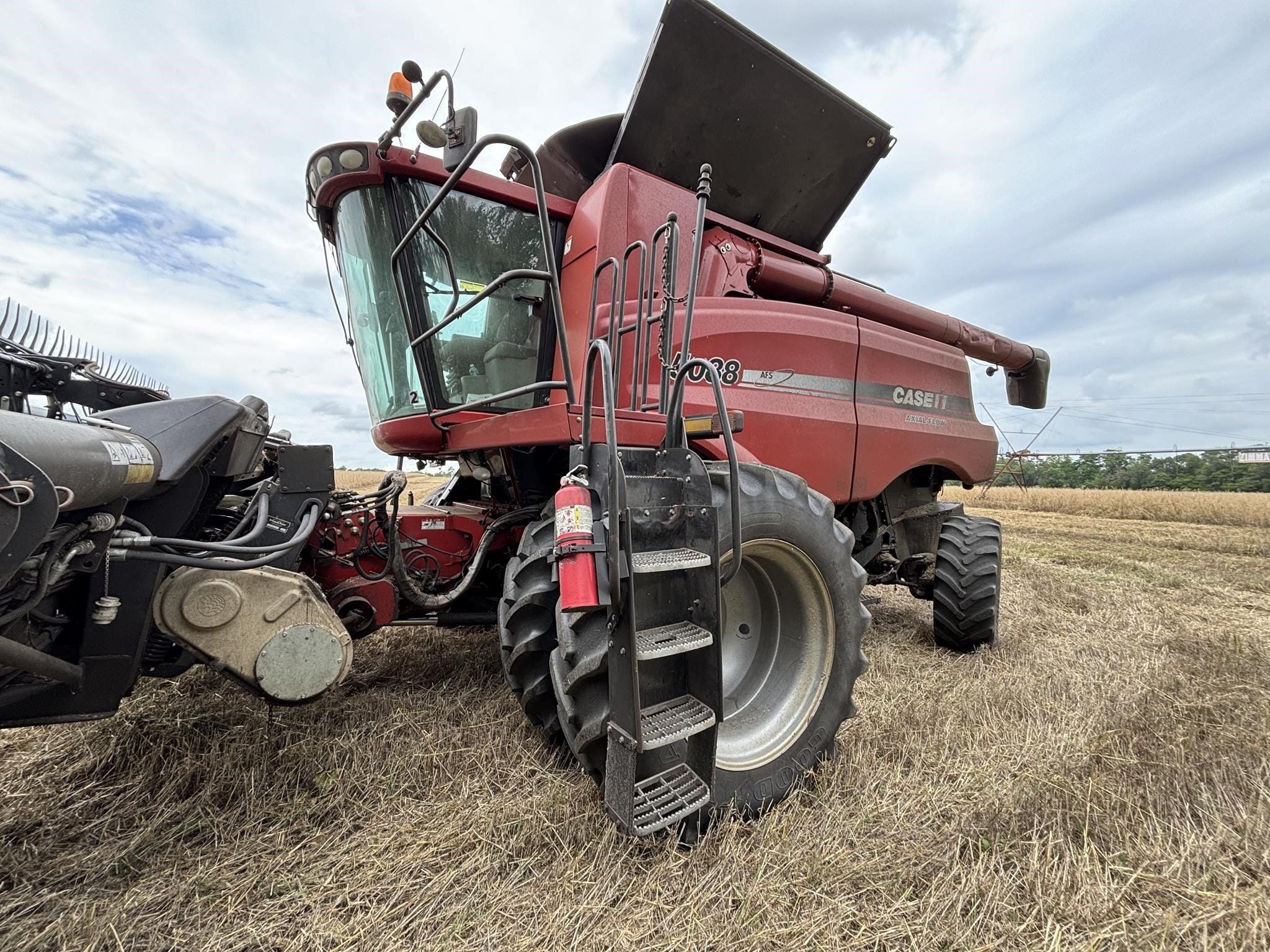 2011 Case IH 5088 Equipment Image0
