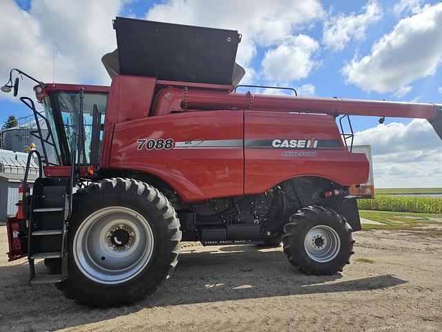 Image of Case IH 7088 equipment image 1