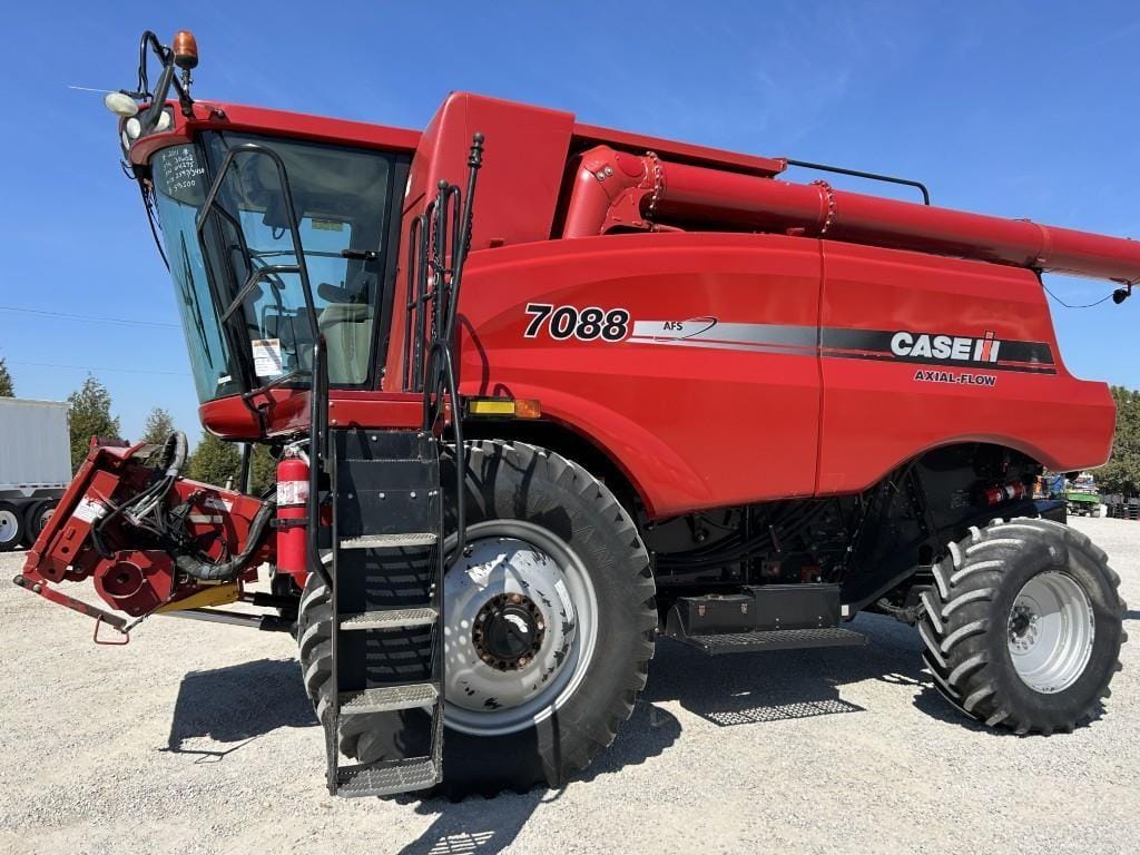 2011 Case IH 7088 Equipment Image0