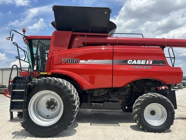 Image of Case IH 7088 equipment image 2