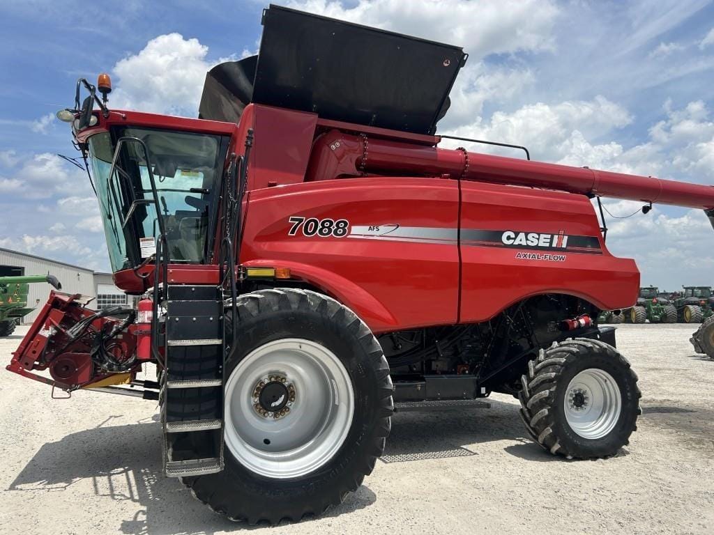 2011 Case IH 7088 Equipment Image0