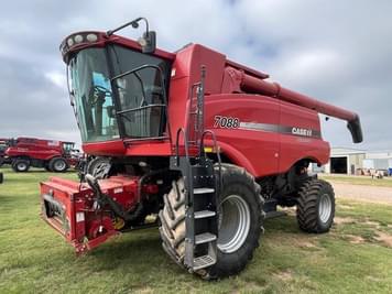 Main image Case IH 7088