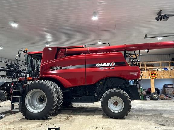 Image of Case IH 7088 equipment image 2