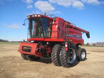 Main image Case IH 7088