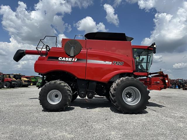 Image of Case IH 7120 equipment image 1