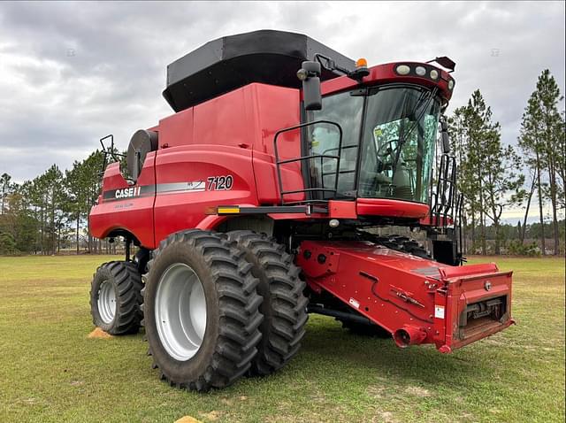 Image of Case IH 7120 equipment image 4