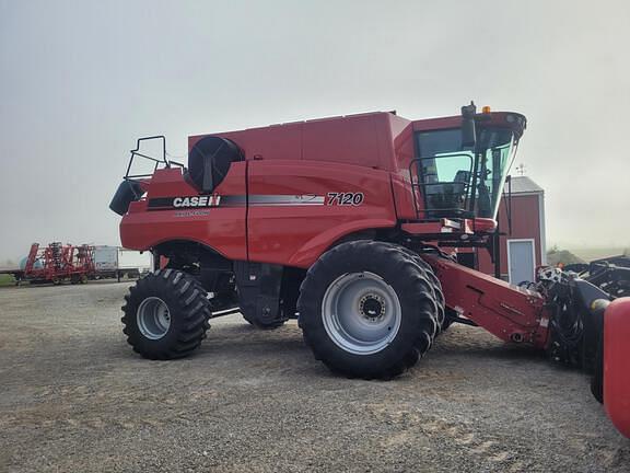 Image of Case IH 7120 Image 0