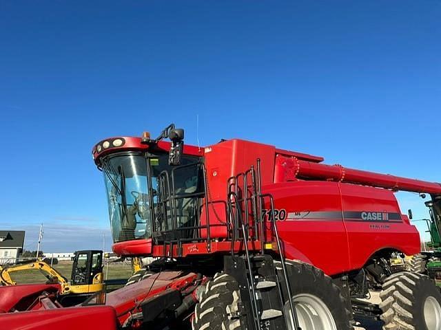 Image of Case IH 7120 equipment image 1